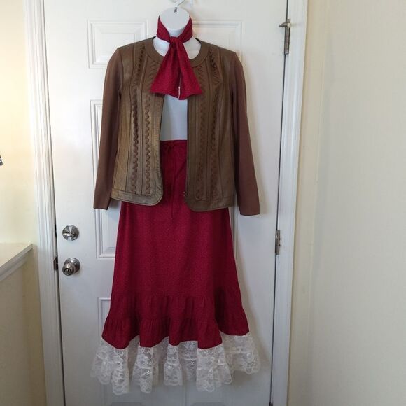 Dark red printed elastic drawstring waist skirt with lace hem & matching scarf - Picture 11 of 16